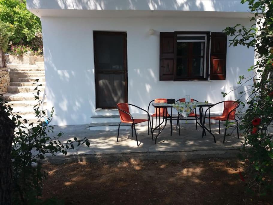 Grandpa Simos' Traditional Guest House Agios Romanos Exteriör bild